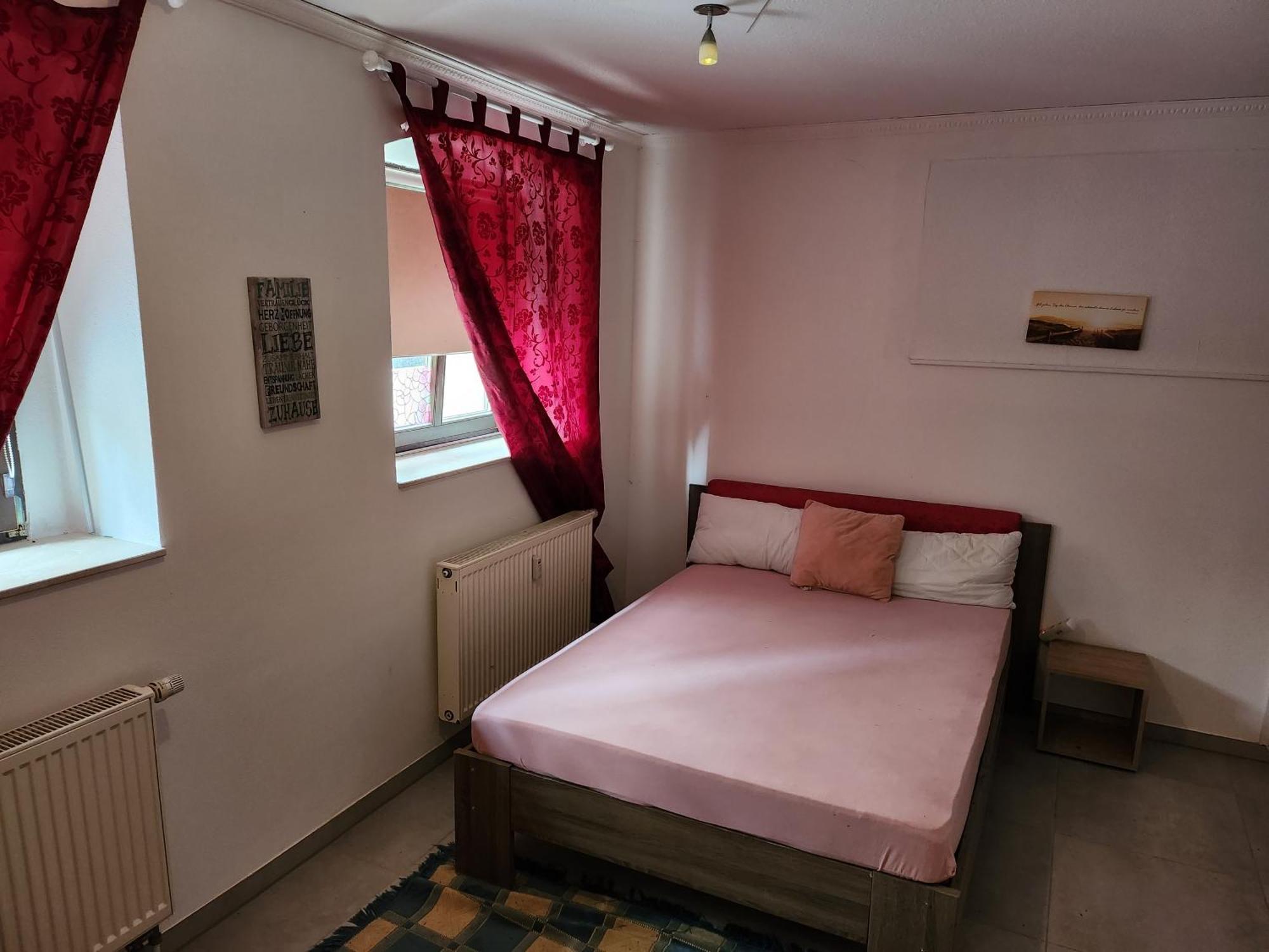 Halle, Top -Preise, 79 Qm Sd Fewo, Eg, Wahlweise Mit 1- 3 Dz, Tv Lounge, Kueche, Bad Wc Einfach Und Gut, Langzeitmieter Vb Preise Halle (Saale) Exterior foto
