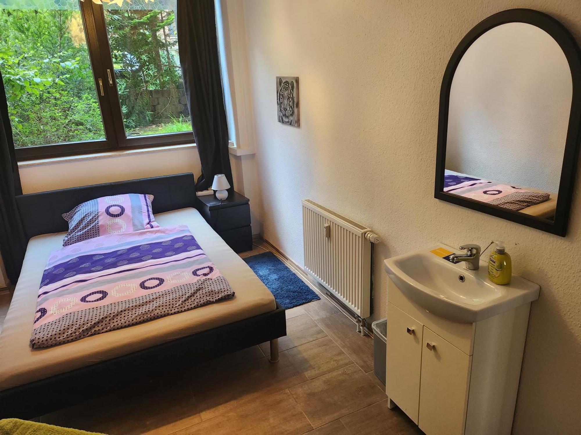 Halle, Top -Preise, 79 Qm Sd Fewo, Eg, Wahlweise Mit 1- 3 Dz, Tv Lounge, Kueche, Bad Wc Einfach Und Gut, Langzeitmieter Vb Preise Halle (Saale) Exterior foto
